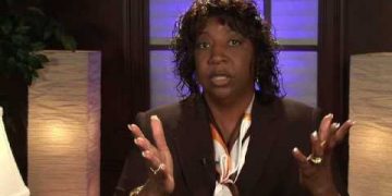 Resume Writing Tips : How to Build a Better Resume so You Can Get a Better Job