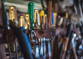 How Manual Workers Can Create the Perfect CV