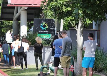 Disadvantaged Australians 'on the edge of their seats' over JobSeeker rate decision