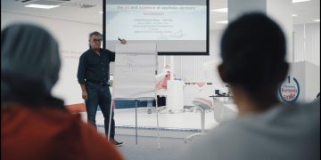 Roadshows with Prof. Paul Tipton