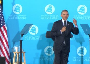 President Obama gives Cleveland student career advice
