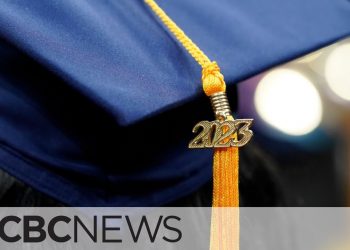 Canadian job market tough for young people right now