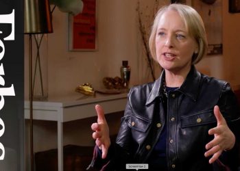 Accenture CEO’s Advice To Women: Stand Out | Success With Moira Forbes