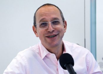 Career advice from Virgin Atlantic CEO Shai Weiss ’97