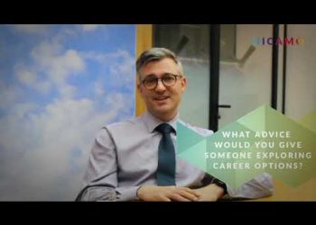 How to become a FINANCE DIRECTOR | Career advice