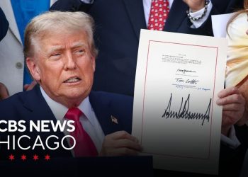 Trump signs "Big, Beautiful Bill" to celebrate July 4th at White House