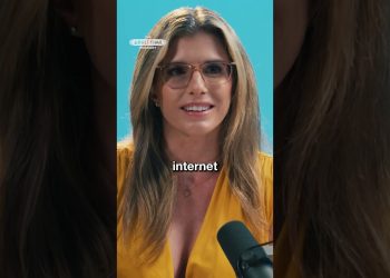 CORY CHASE Turned A Kink Into An Iconic Career!