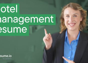 How to write a hotel management resume (tips & example)
