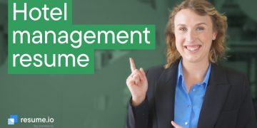 How to write a hotel management resume (tips & example)