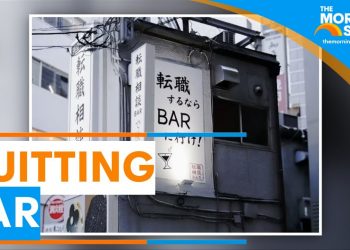 Japan's bar serves career advice with free drinks | Sunrise